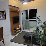 LINDO APTO COM PISCINA, SAUNA, SALÃO DE JOGOS, WIFI, AR CONDICIONADO e SACADA GOURMET NO ITAGUA